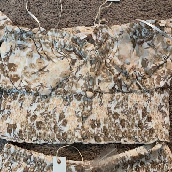 Two piece matching set - Picture 4 of 5